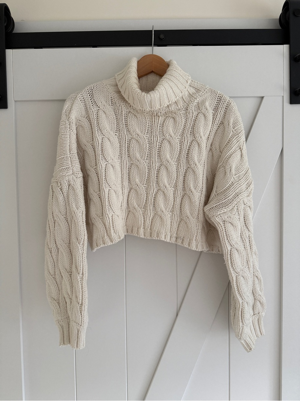OAK + FORT Cream Cable Knit Cropped Turtleneck